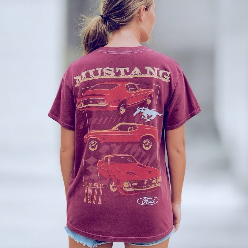 Ford Mustang 1971 Mach 1 Short Sleeve Graphic T-Shirt Tee NWT